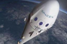 觀看SpaceX從太空返回后在海上的一艘船上捕捉火箭整流罩